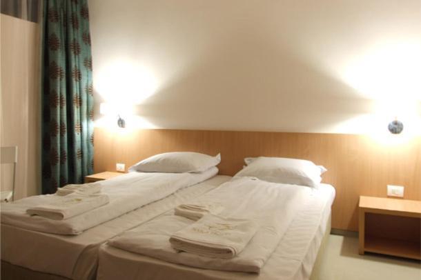 Hotel Sara Neptun Exterior photo